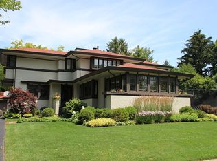 714 Ashland Ave, Wilmette, IL 60091