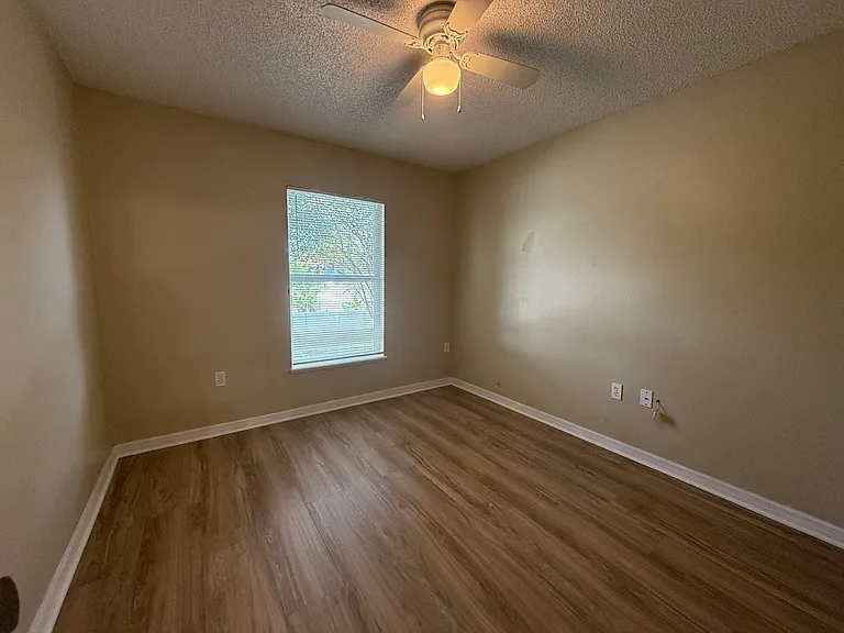 3216 Tealwood Ter — Photo 10
