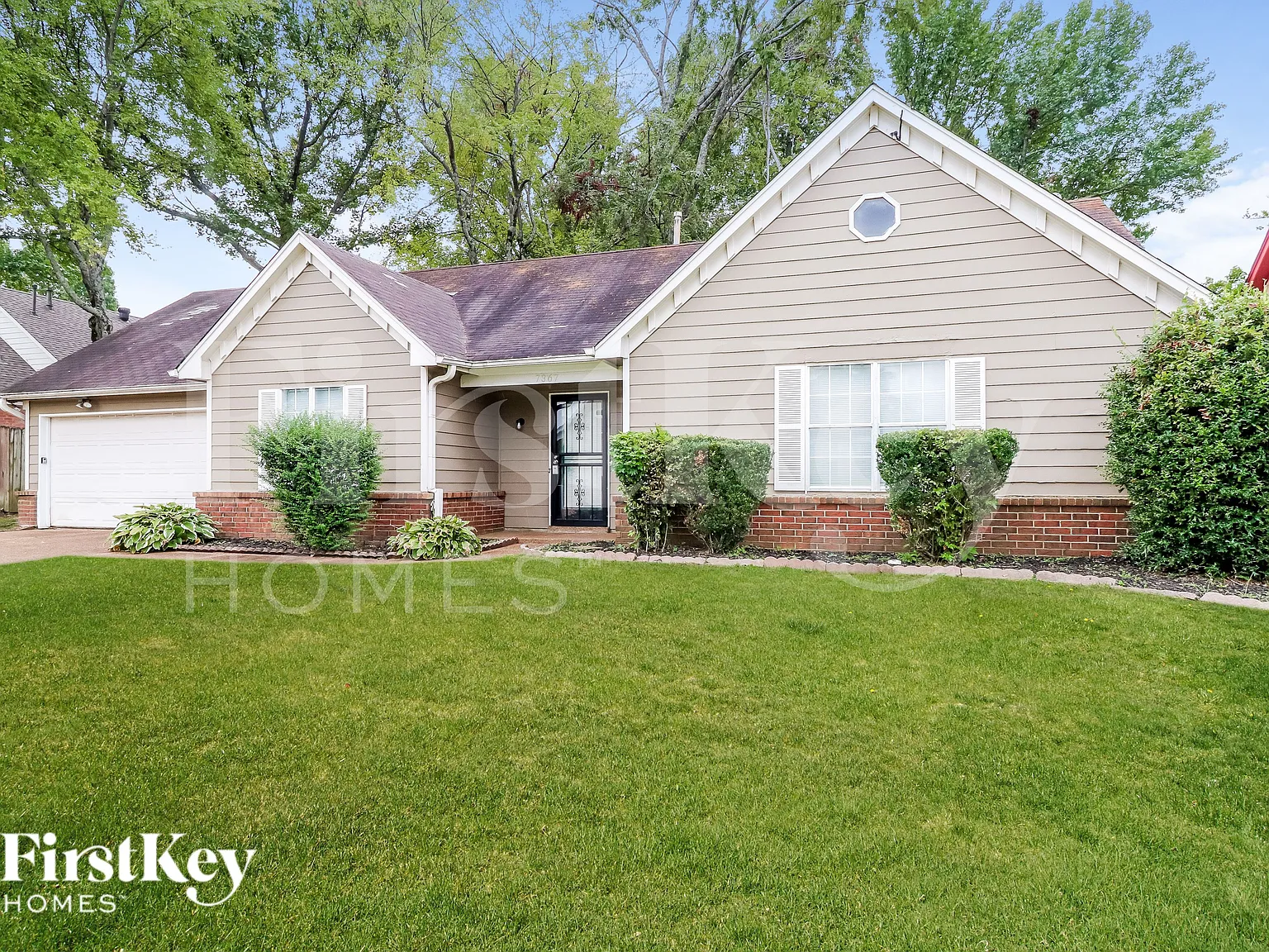 3 bed, 2.0 bath, 1444 sqft, $1,895 — Photo 2