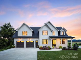 301 Rockbridge Rd, Mills River, NC 28759