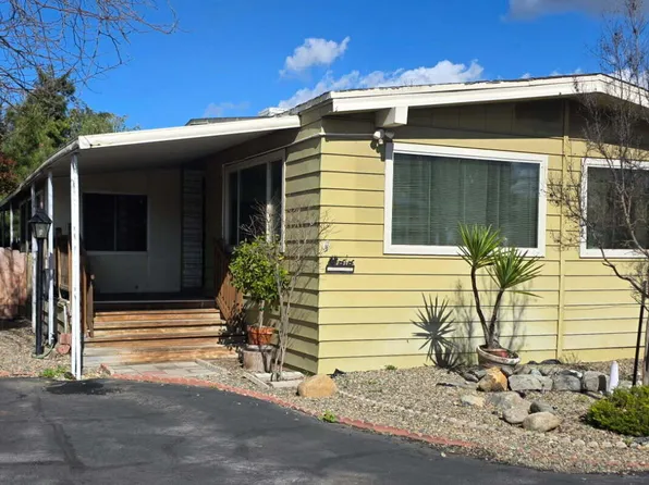 2400 W Midvalley Avenue #06, Visalia, CA 93277