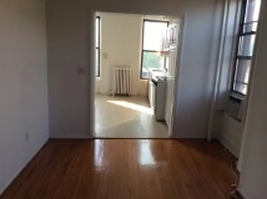 Rented by Peter Jacob, LREB | media 29