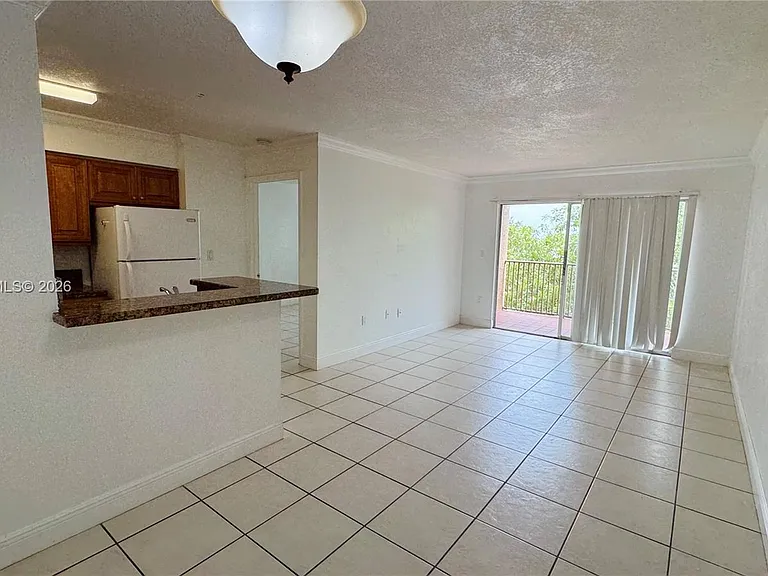 15221 SW 80th St #406 — Photo 2