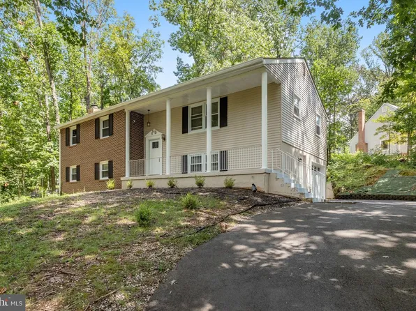 2006 Midshipman Dr, Stafford, VA 22554
