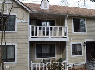 18E Foxwood Dr, Morris Plains, NJ 07950