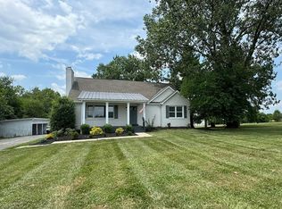 915 Delong Rd, Lexington, KY 40515