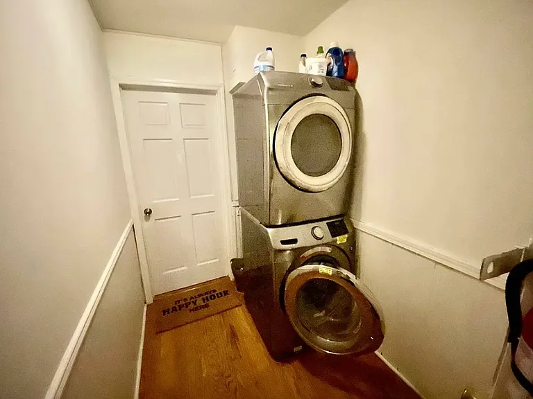 494 Hancock St #3 — Photo 9