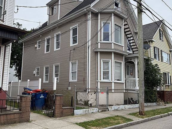4th image of 160 Purchase St #3