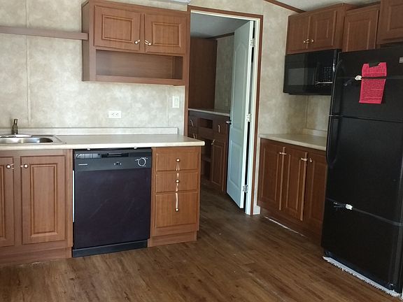 4th image of 7326 Linwood Blvd