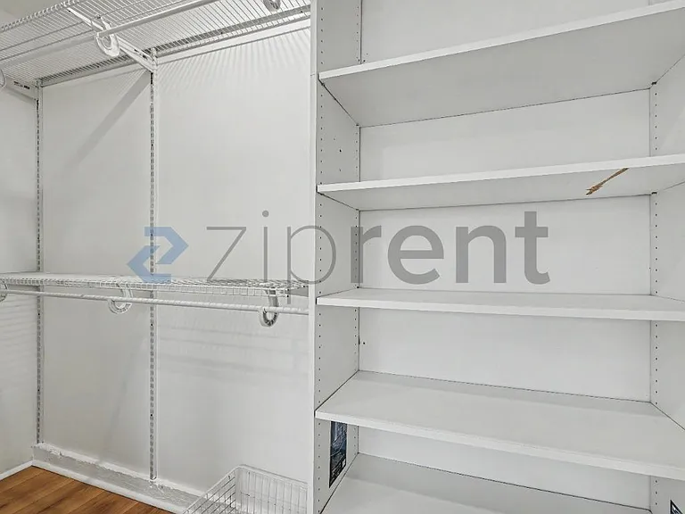 2039 Warren St — Photo 15