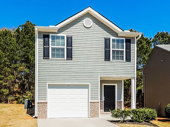 2nd image of 170 Alton Cir