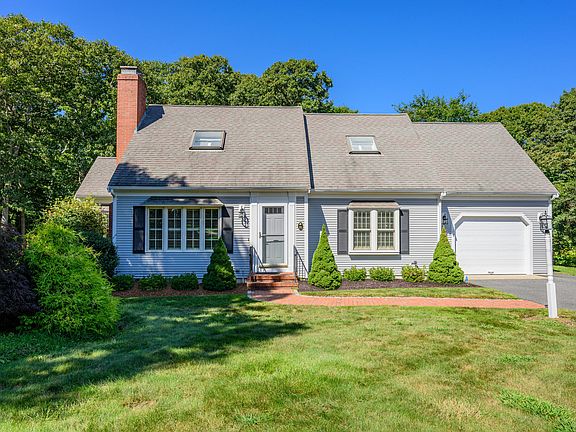 2nd image of 11 Kalmia Way