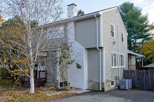 22 Westlund Rd — Photo 25