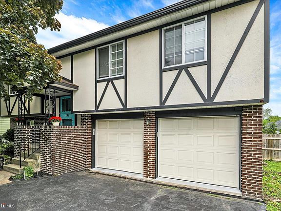 5th image of 762 Tamarack Trl