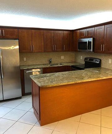 2nd image of 748 NW 99th Cir