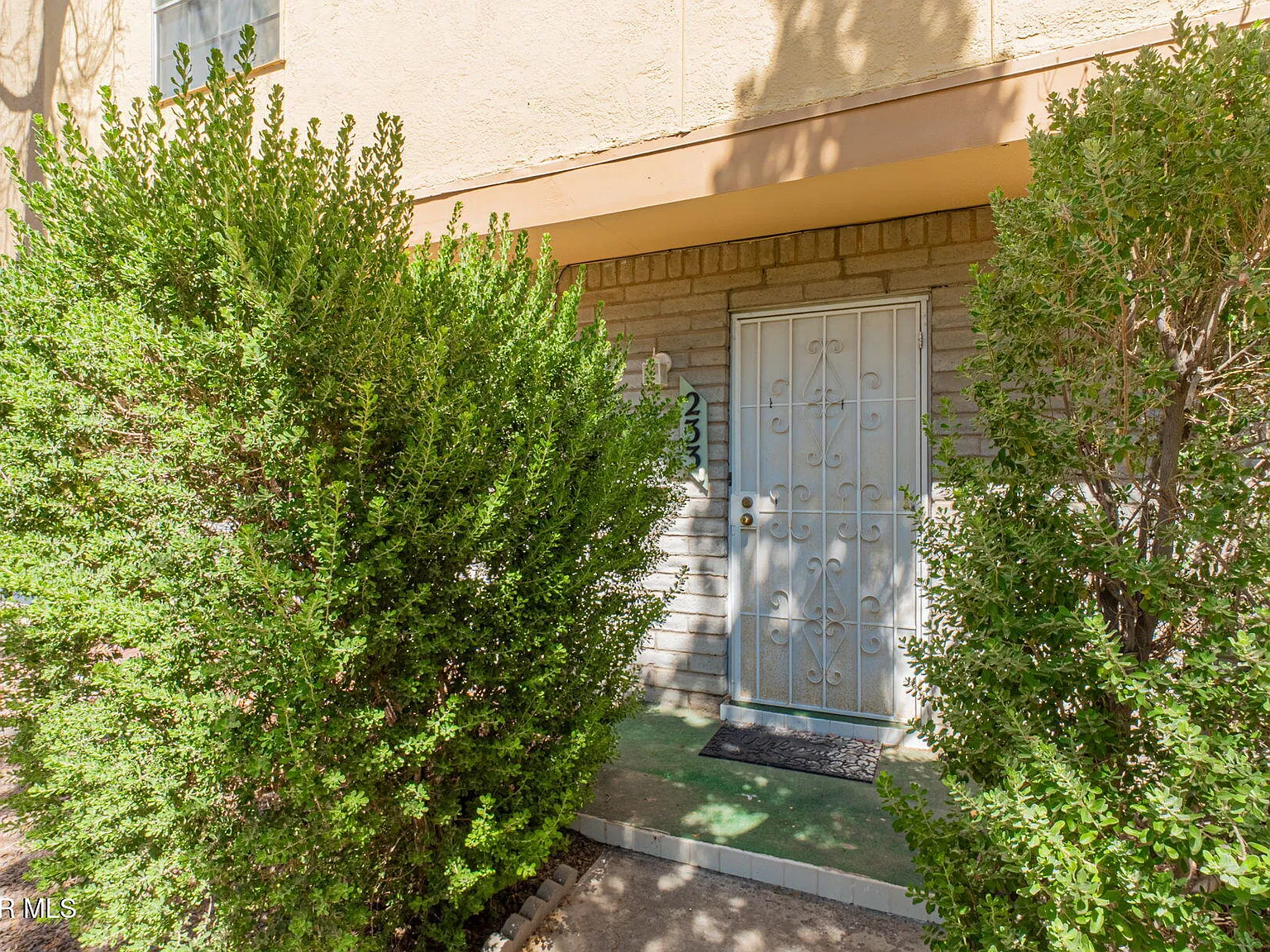 3 bed, 3.0 bath, 1488 sqft, $1,600 — Photo 2