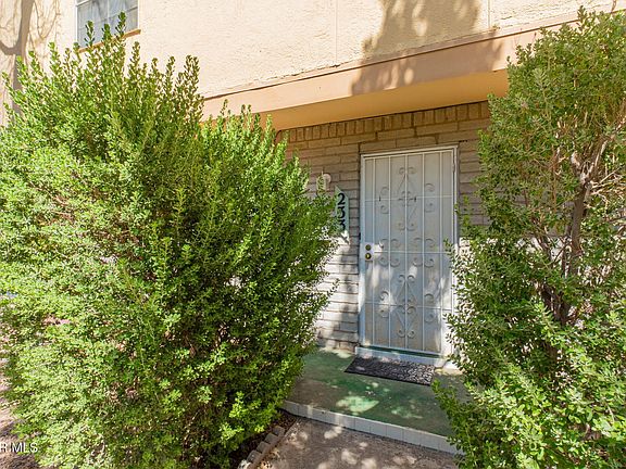 3rd image of 233 Maricopa Dr #233