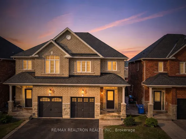 86 Donald Stewart Cres, East Gwillimbury, ON L0G 1M0