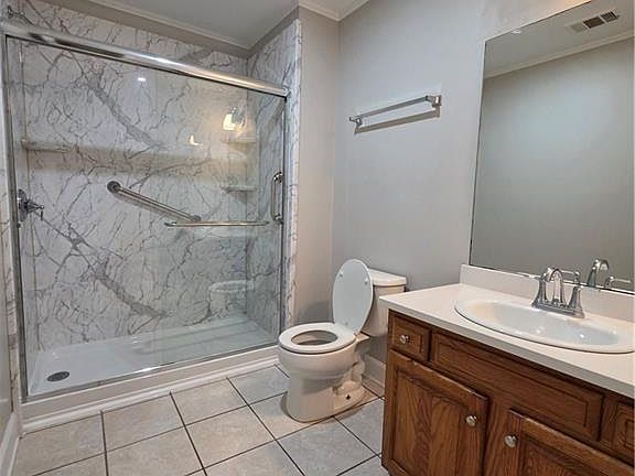 5th image of 3860 Brookview Point