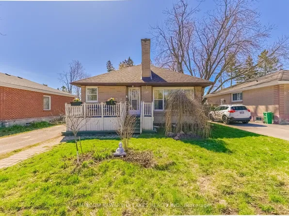193 Shelbourne St, Peterborough, ON K9H 5K3
