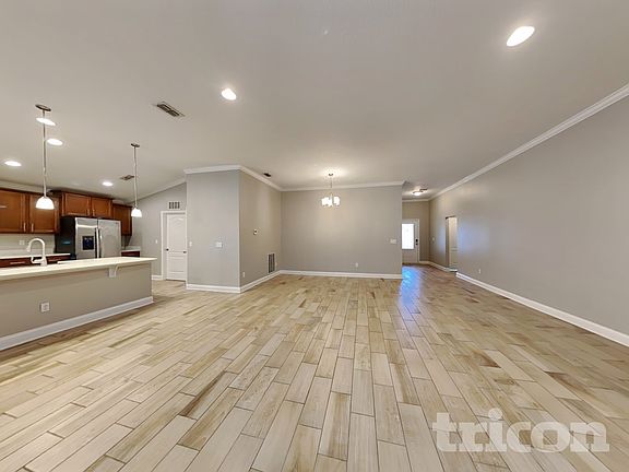 2nd image of 224 Grampian Highlands Dr