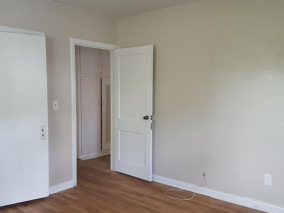 3rd image of 1232 Lake Forest Blvd