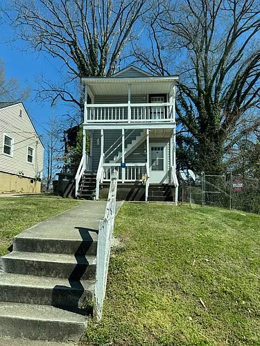 1403 Underwood Ave Photo 1
