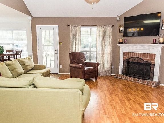 2nd image of 9493 Homestead Dr E
