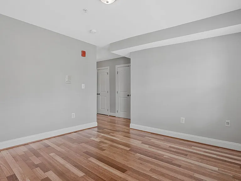 911 Kennedy St NW #11B — Photo 24