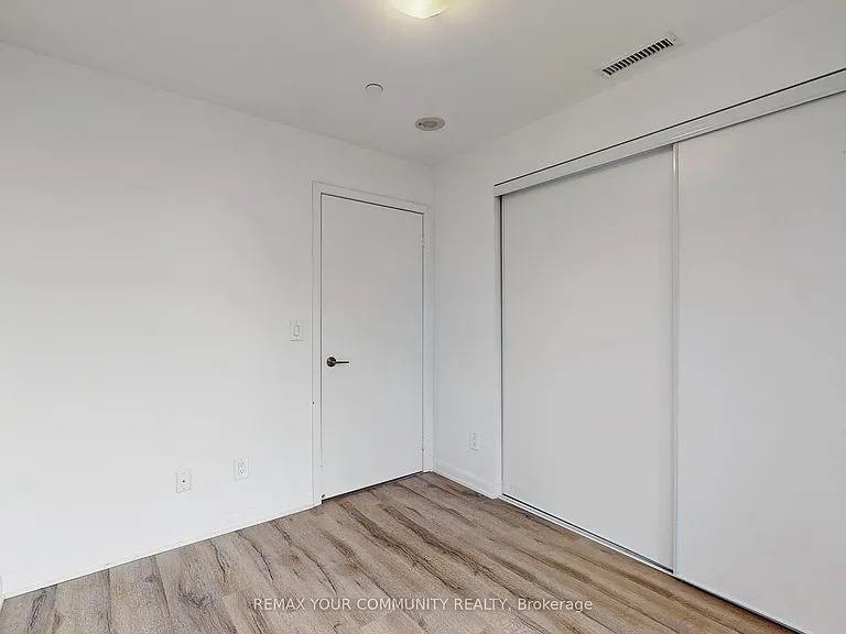 435 Richmond St W #1501 — Photo 17