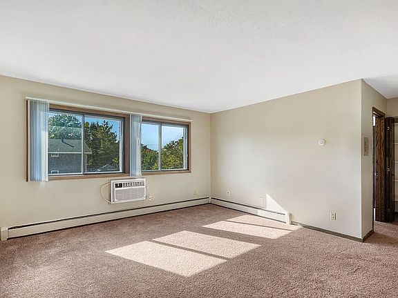 2nd image of 1319 E Hennepin Ave #7b26bd7ac