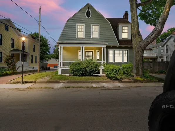 916 Jackson St, Fort Wayne, IN 46802