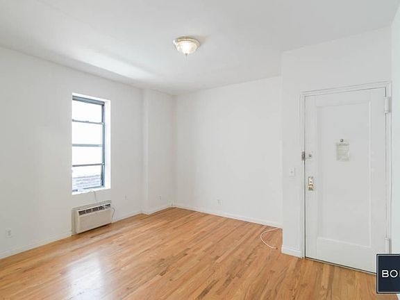 3rd image of 226 E 87th St APT 2C