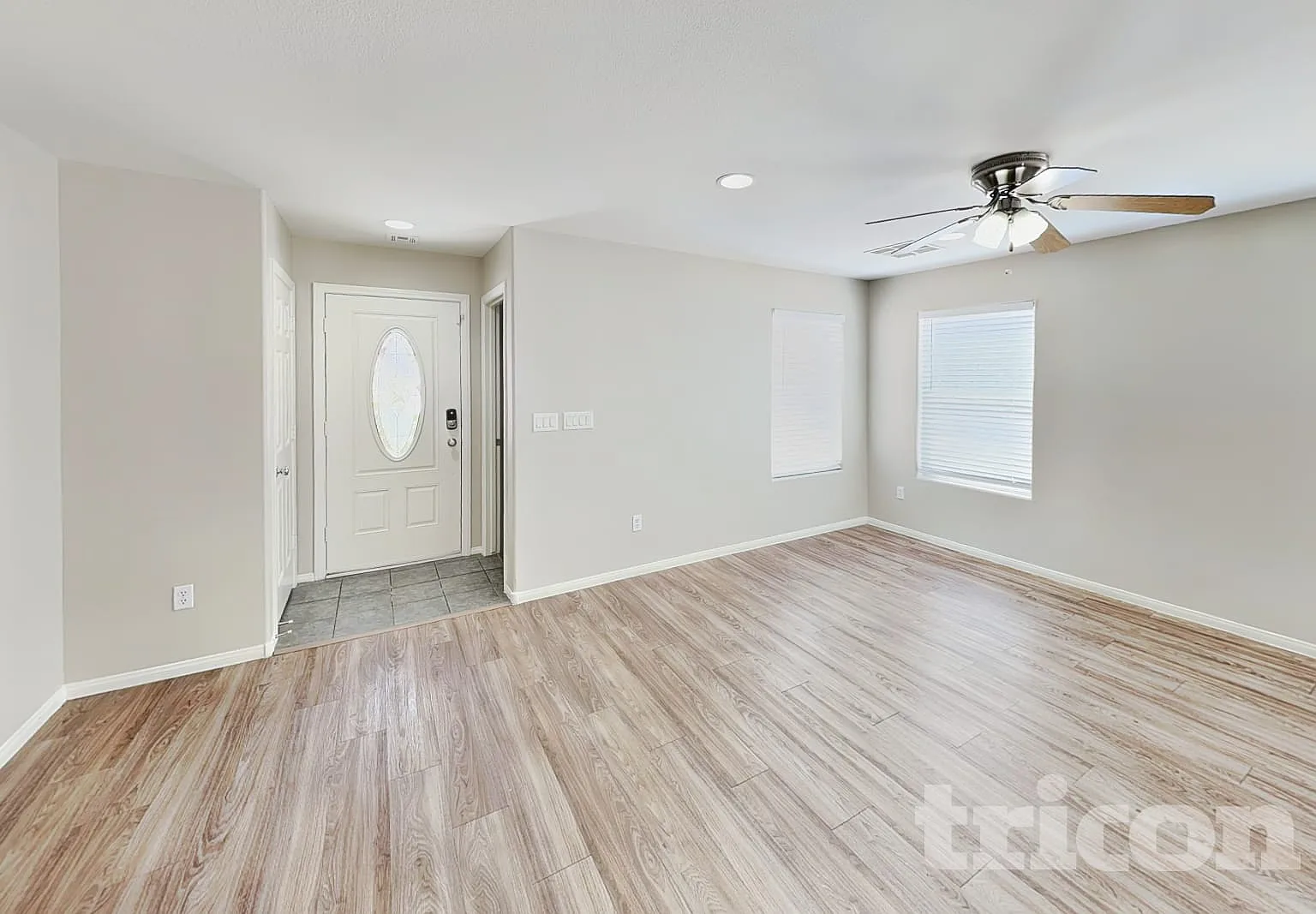 9804 Gold Pan Court Las Vegas NV — Photo 2