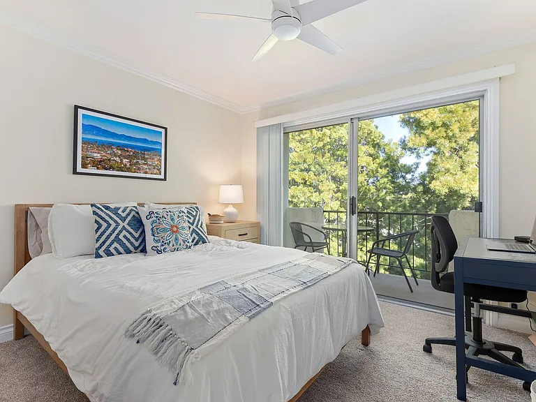 1701 Anacapa St #26 — Photo 16