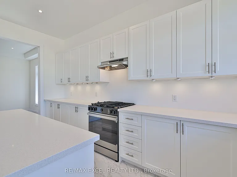 24 Sunny Acre Cres — Photo 16