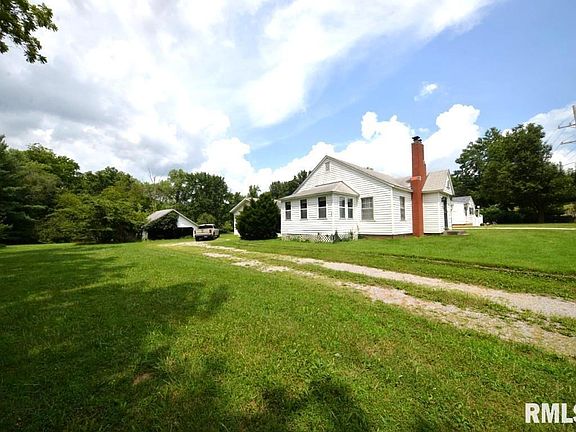 5th image of 909 & 905 Fairfield Rd