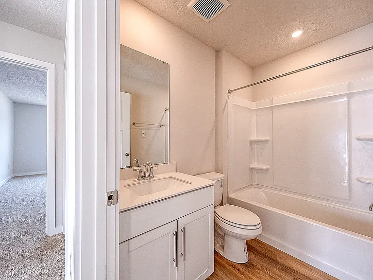 527 Cooper St — Photo 12