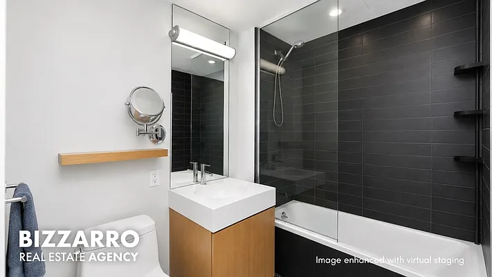 Bathroom, photo 2