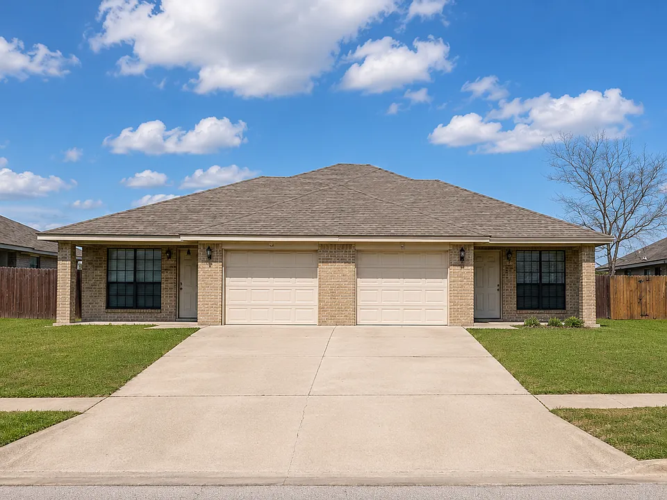 1113 Nicholas Cir