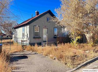106 Hodgeman St, Laramie, WY 82072