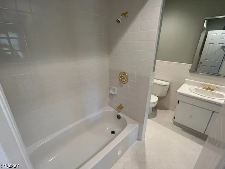 28 Brandywyne Dr — Photo 11