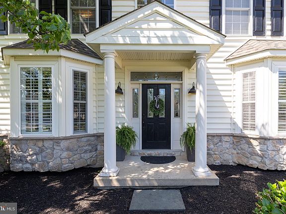 4th image of 109 Turnberry Dr