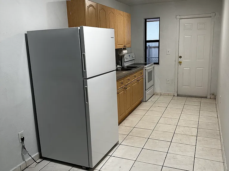 1871 NW Flagler Ter #REAR — Photo 6