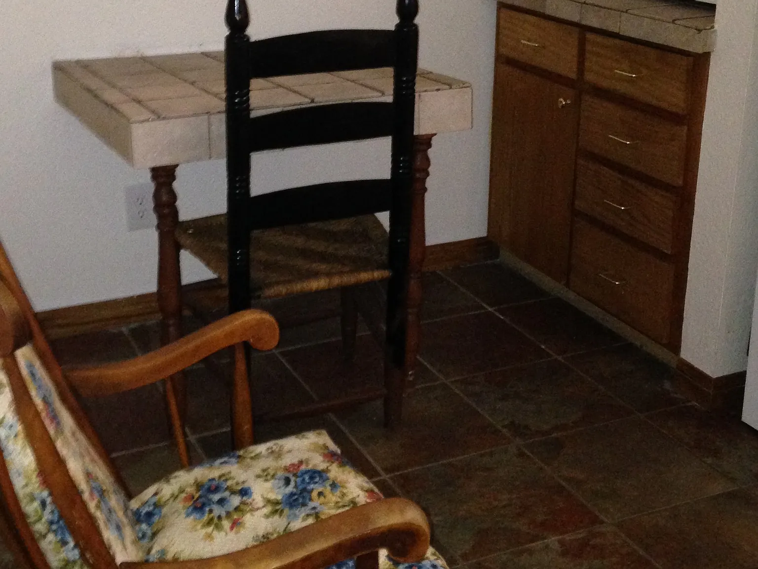 1 bed, 450 sqft, $675 — Photo 3