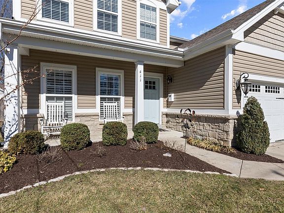 2nd image of 411 W Woodbine Ave