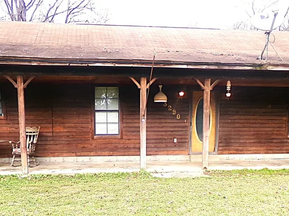 3290 Leo Holland Dr, Millington, TN 38053