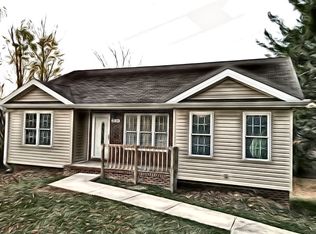 618 Ridgeview Dr, Johnson City, TN 37604