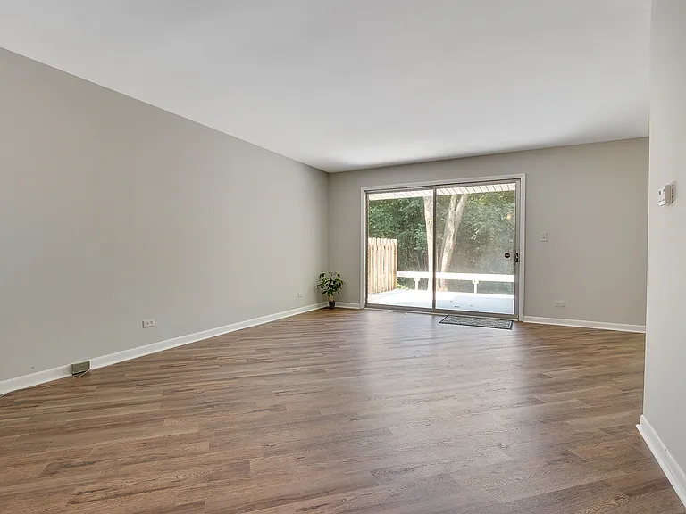 834 Swallow St — Photo 8