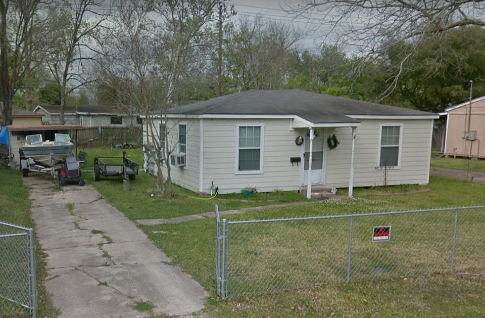 1st image of 2803 McNay Dr